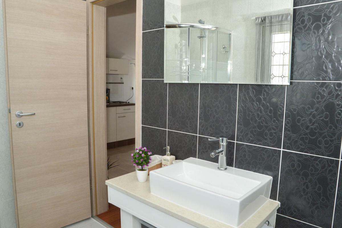 Apartment Antonio Zadar Luaran gambar
